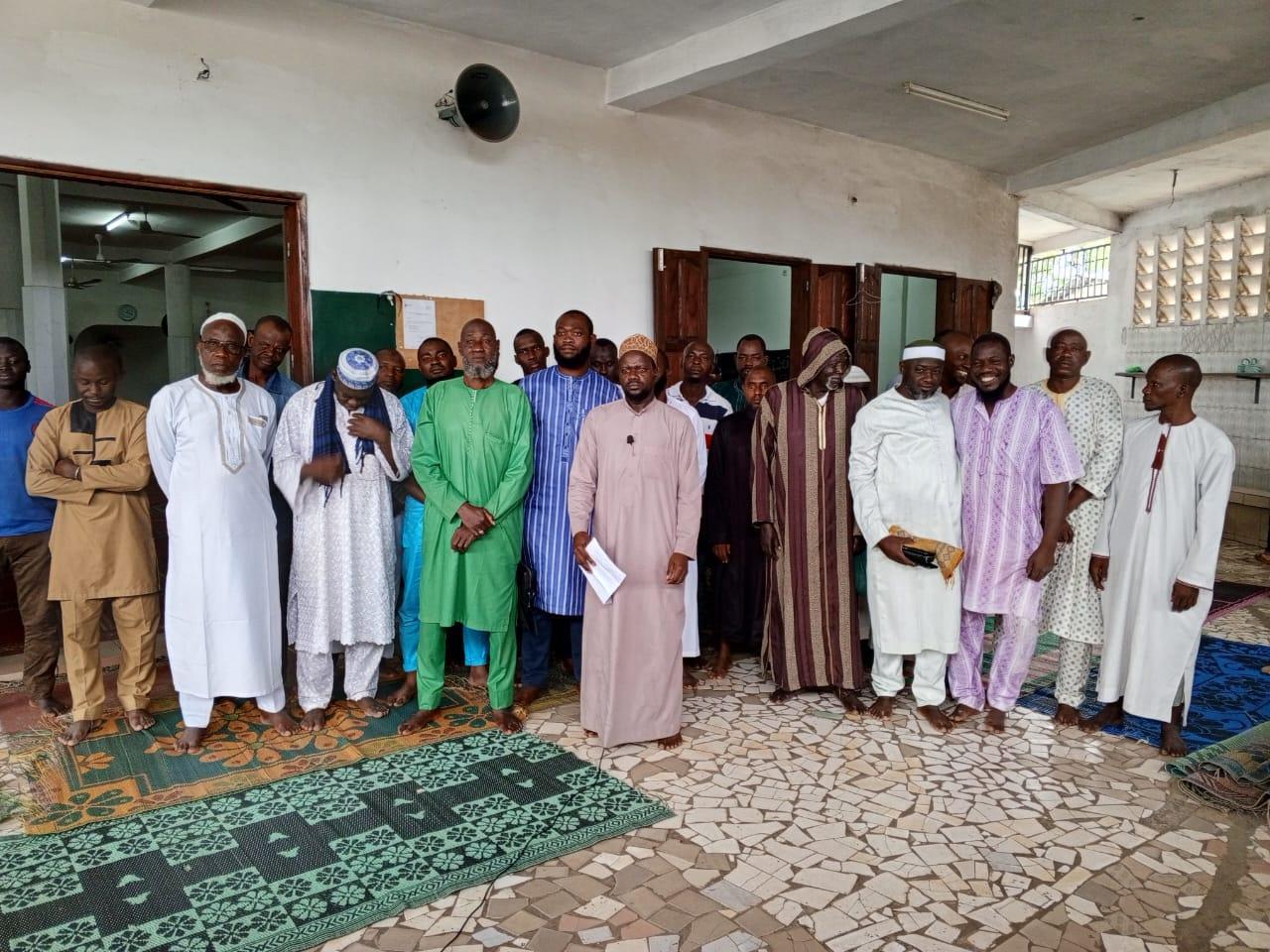 Crise à la tête du CSAIG : les musulmans de Port-Gentil contestent la légitimité de l’imam Rachid Mbadinga Crise à la tête du CSAIG : les musulmans de Port-Gentil contestent la légitimité de l’imam Rachid Mbadinga