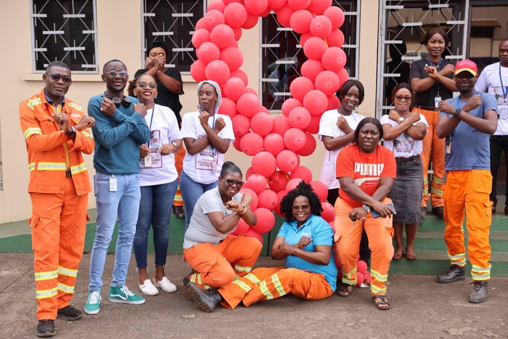 SIDA : 500 personnes dépistées et 43 200 préservatifs distribués le 1er décembre dernier par COMILOG SIDA : 500 personnes dépistées et 43 200 préservatifs distribués le 1er décembre dernier par COMILOG