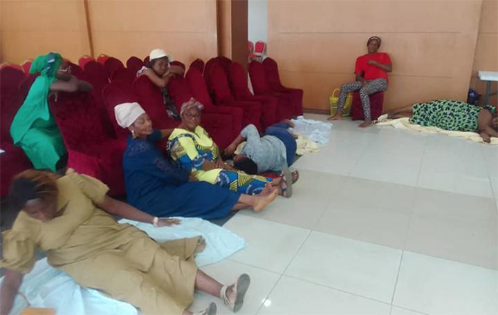 Gabon : Des employés de l’ex-parti au pouvoir réclament des arriérés de salaires et dénoncent leur précarisation Gabon : Des employés de l’ex-parti au pouvoir réclament des arriérés de salaires et dénoncent leur précarisation