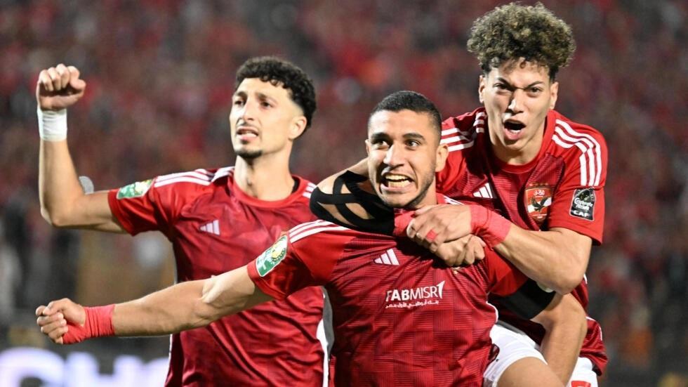 Ligue des champions de la CAF: Al Ahly, en maîtrise, titré pour la douzième fois face à l'Espérance Tunis Ligue des champions de la CAF: Al Ahly, en maîtrise, titré pour la douzième fois face à l'Espérance Tunis