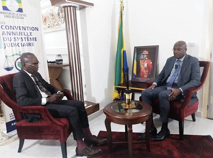Selon Paul-Marie Gondjout, Ali Bongo et ses proches ne sont victimes ni de séquestration ni d’actes de torture Selon Paul-Marie Gondjout, Ali Bongo et ses proches ne sont victimes ni de séquestration ni d’actes de torture