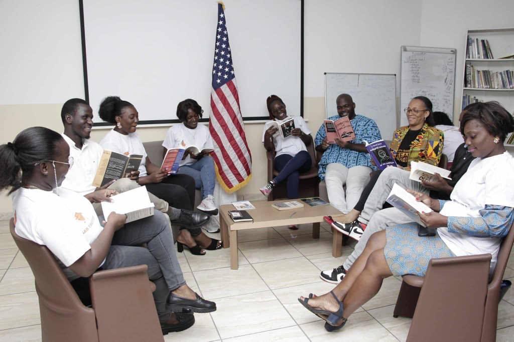 Gabon : les États-Unis octroient 100 000 dollars à l’association Gabtrotter pour promouvoir l’inclusion des handicapés dans le système éducatif et démocratique Gabon : les États-Unis octroient 100 000 dollars à l’association Gabtrotter pour promouvoir l’inclusion des handicapés dans le système éducatif et démocratique