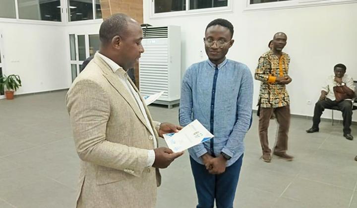 Michel Ndaot forme la relève du théâtre gabonais : une initiative pour la jeunesse et la culture nationale Michel Ndaot forme la relève du théâtre gabonais : une initiative pour la jeunesse et la culture nationale