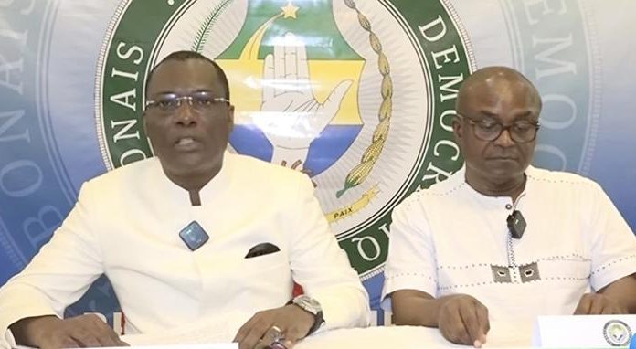 Y’Obegue Dénonce Mascarade Électorale, Rejoint Opposition Y’Obegue Dénonce Mascarade Électorale, Rejoint Opposition