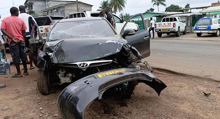 Accident Mortel Près Du Lycée Islamique À Port-Gentil Accident Mortel Près Du Lycée Islamique À Port-Gentil