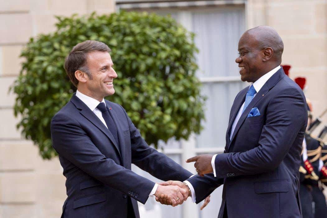 Macron à Libreville: Diplomatie Verte et Fin de Françafrique Macron à Libreville: Diplomatie Verte et Fin de Françafrique