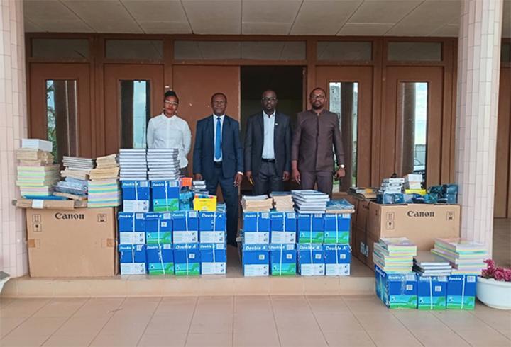Dotation en Fournitures de Bureau pour Tribunaux du Gabon Dotation en Fournitures de Bureau pour Tribunaux du Gabon