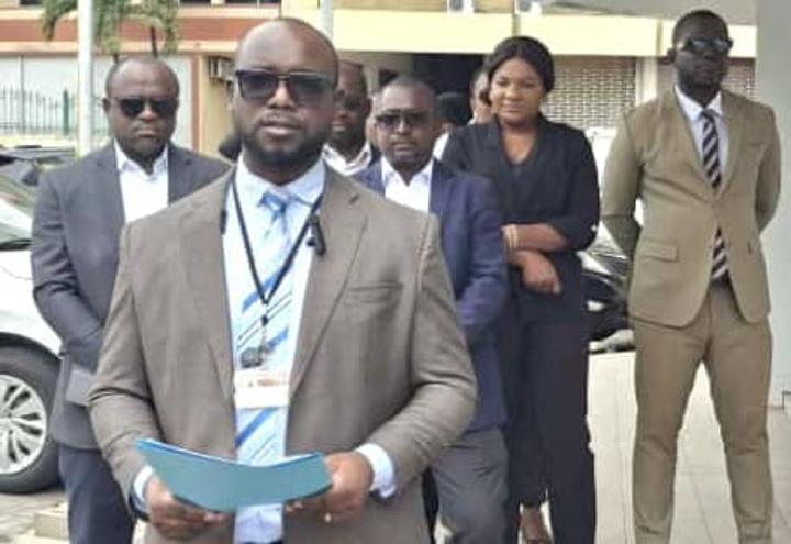 CDC: Grogne et Odeur de GrèVe CDC: Grogne et Odeur de GrèVe