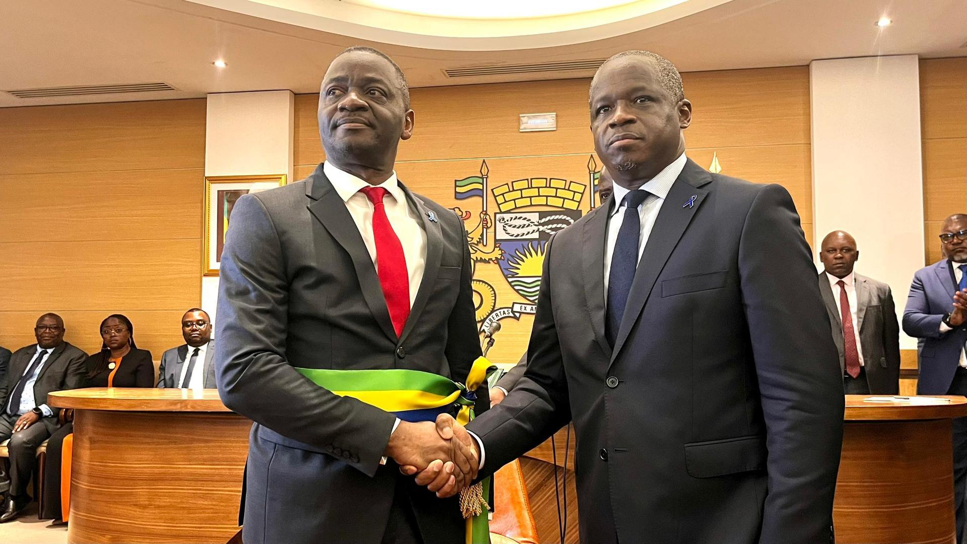 Pierre Matthieu Obame Etoughe Installé Maire de Libreville Pierre Matthieu Obame Etoughe Installé Maire de Libreville