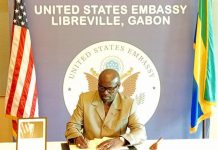 Régis Onanga Ndiaye, Diplomate à la Tête de l’Assemblée Régis Onanga Ndiaye, Diplomate à la Tête de l'Assemblée