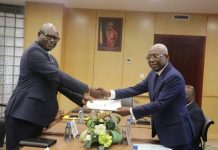 Régis Onanga Ndiaye Prend Les Rênes De L’Assemblée Nationale Régis Onanga Ndiaye Prend Les Rênes De L'Assemblée Nationale