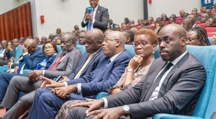 Coordination Gouvernementale: Ministres Intérimaires Adhèrent Coordination Gouvernementale: Ministres Intérimaires Adhèrent