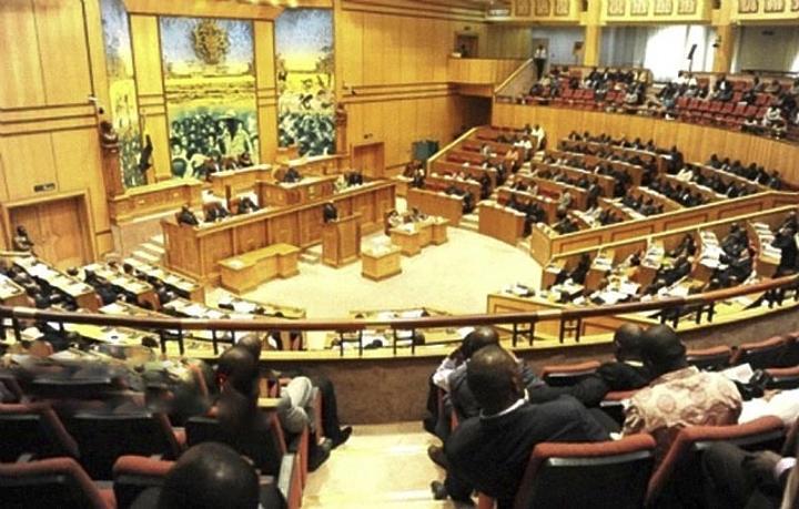 Gabon: Parlementaires et la taxe d'habitation controversée Gabon: Parlementaires et la taxe d'habitation controversée