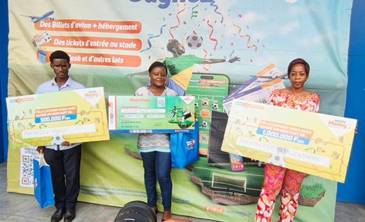 Super Tombola Moov AfrikFoot Célébration à Akanda Super Tombola Moov AfrikFoot Célébration à Akanda