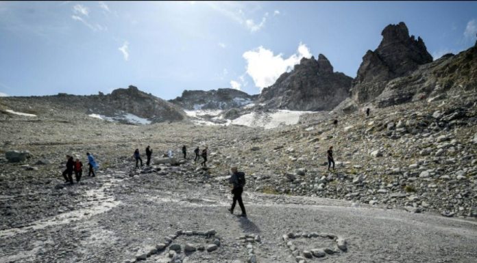 Menace de Disparition des Glaciers par le Réchauffement Menace de Disparition des Glaciers par le Réchauffement