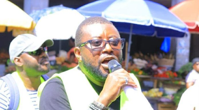 Cédric Tchissambou Bouscule l’Ordre Politique à Port-Gentil Cédric Tchissambou Bouscule l'Ordre Politique à Port-Gentil