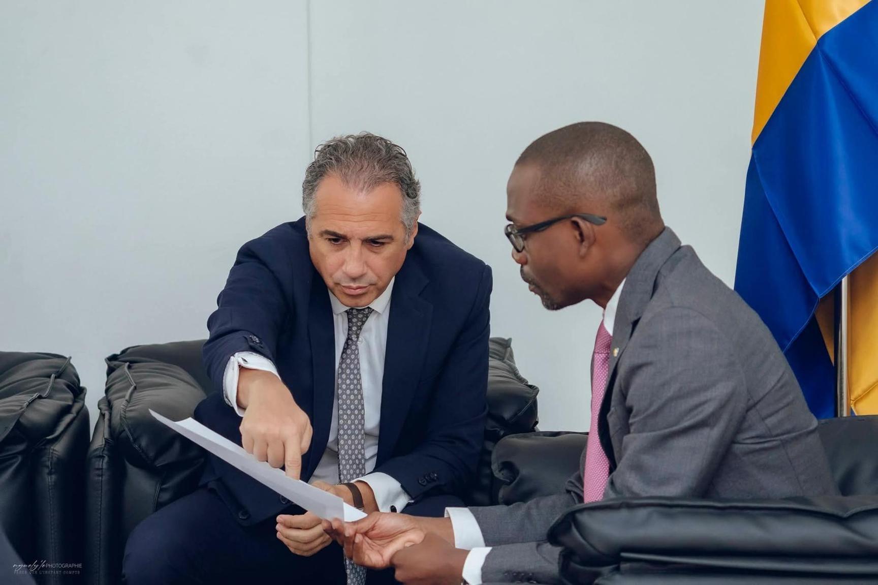 Logements Sociaux à Angondjé et Pont Nomba Freinés Logements Sociaux à Angondjé et Pont Nomba Freinés