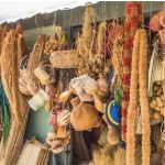 Raphia, Artisanat Et Identité Nationale Au Gabon Raphia, Artisanat Et Identité Nationale Au Gabon