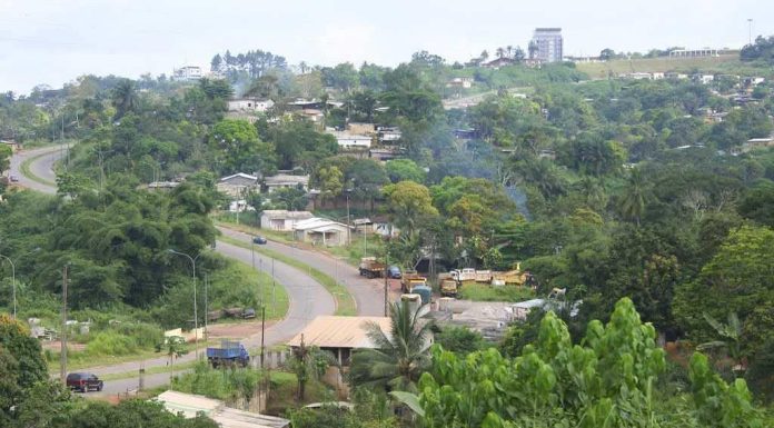 Braquage Nocturne à Franceville, Femme Blessée Gravement Braquage Nocturne à Franceville, Femme Blessée Gravement
