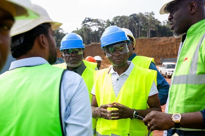 Manganèse: Nguema Nguema et le Tournant Industriel Gabonais Manganèse: Nguema Nguema et le Tournant Industriel Gabonais