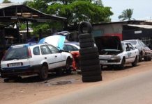 Nzeng-Ayong: Lutte contre épaves et véhicules abandonnés Nzeng-Ayong: Lutte contre épaves et véhicules abandonnés