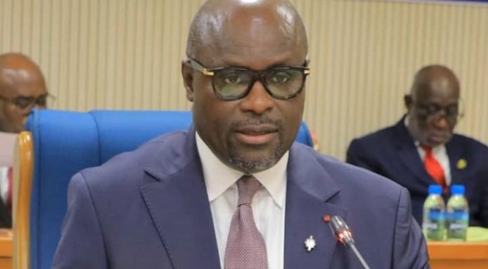 Crise Éducative: Dialogue Entre Assemblée et SOS Éducation Crise Éducative: Dialogue Entre Assemblée et SOS Éducation