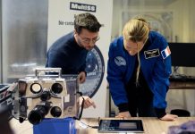 Mission De Sophie Adenot Dans L’Iss Chasse Aux Microbes Mission De Sophie Adenot Dans L'Iss Chasse Aux Microbes