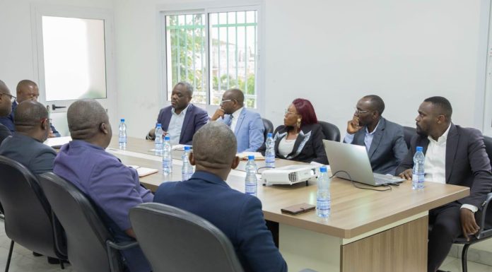 ADAG: le Personnel Face au Nouveau Ministre de Tutelle ADAG: le Personnel Face au Nouveau Ministre de Tutelle