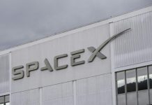 Elon Musk Change de Cap: la Lune Avant Mars Elon Musk Change de Cap: la Lune Avant Mars