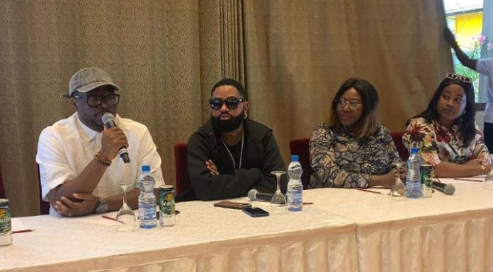 Ferre Gola en spectacle au Nomad pour la St valentin Ferre Gola en spectacle au Nomad pour la St valentin