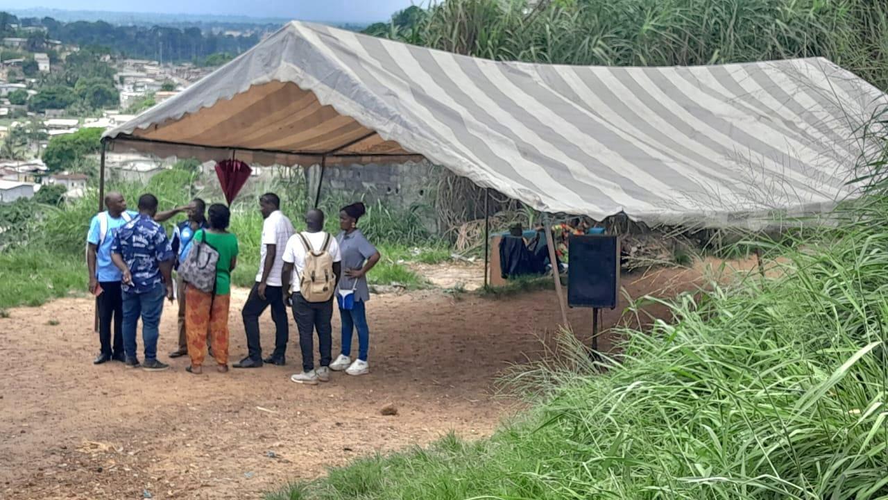 Grève Des Enseignants: Assemblée Générale Empêchée Grève Des Enseignants: Assemblée Générale Empêchée