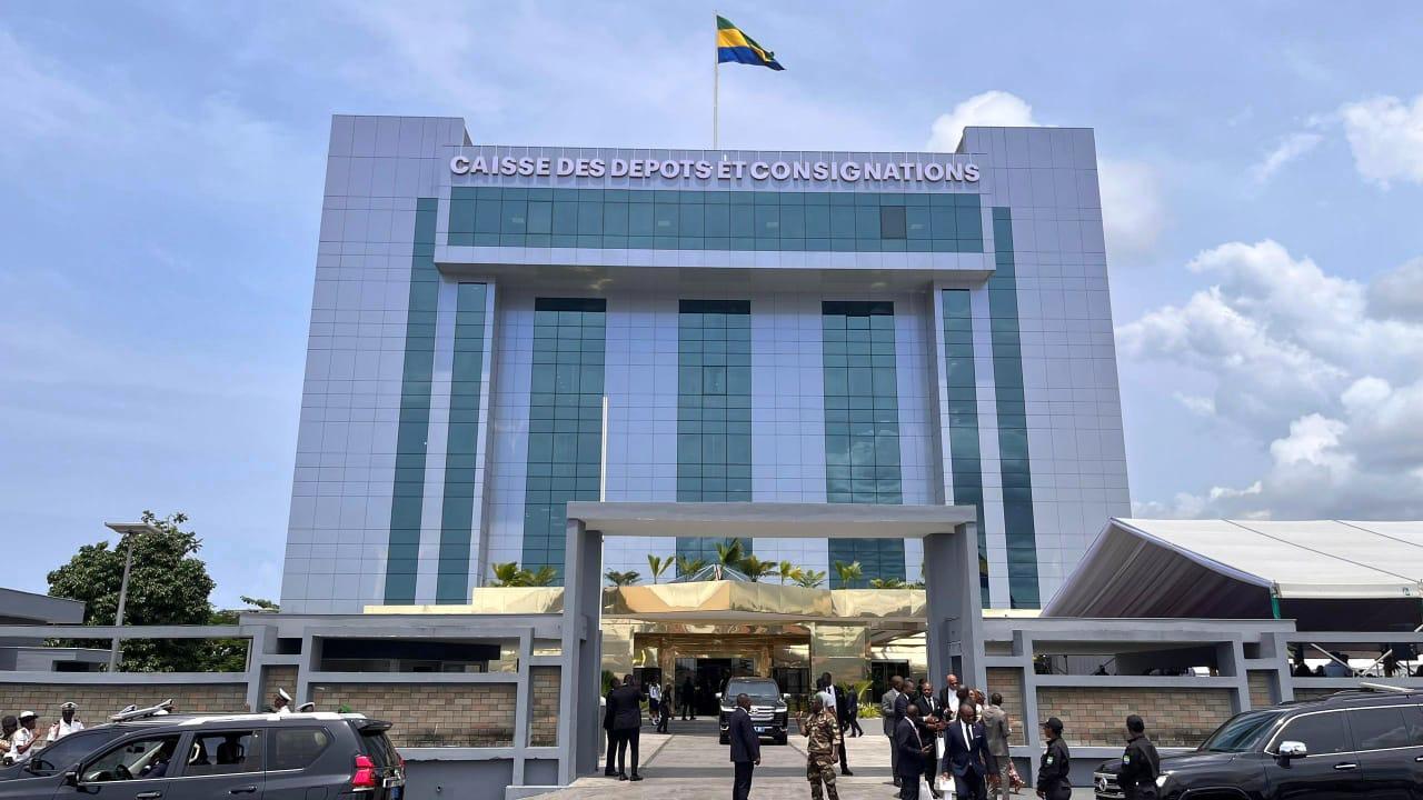 Nouveau Siège De La CDC Casimir Marie-Ange Oyé Mba Nouveau Siège De La CDC Casimir Marie-Ange Oyé Mba