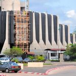 Climat Politico-Social: un Tableau Expressionniste Climat Politico-Social: un Tableau Expressionniste