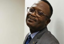 Révolte-toi Toujours Si Tes Droits Sont Bafoués Révolte-toi Toujours Si Tes Droits Sont Bafoués