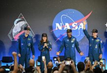 Planète Terre, Un Équipage Pour Artemis II Planète Terre, Un Équipage Pour Artemis II