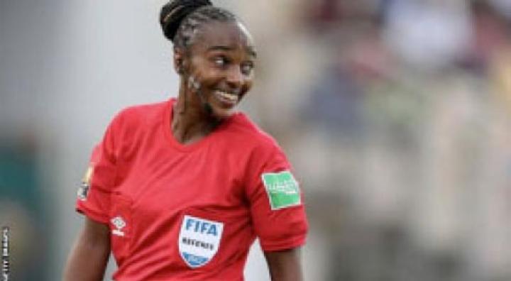Female referee makes history as Guinea progress