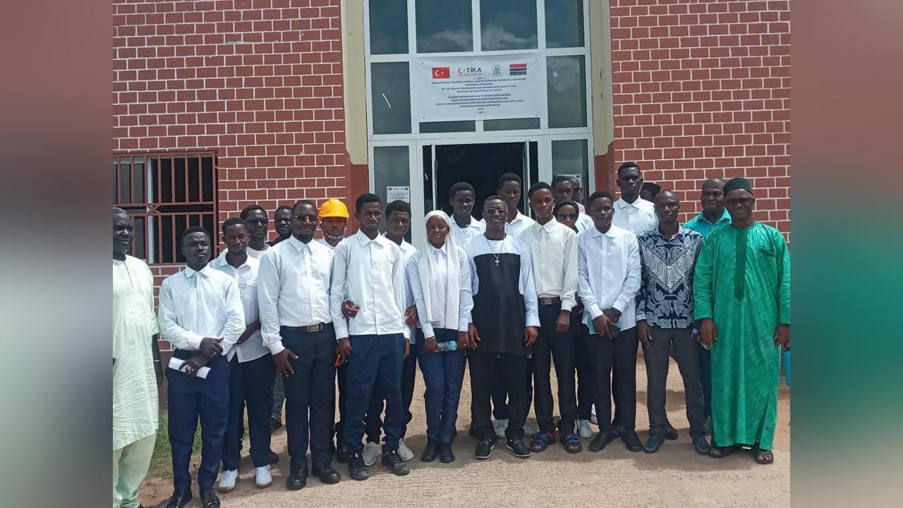 Minister Gomez says our education system needs revolution to liberate Gambia Minister Gomez says our education system needs revolution to liberate Gambia