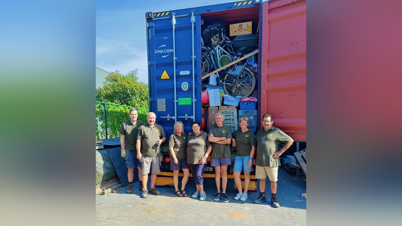 40-foot-container-for-students-arrives-in-gambia-gambia