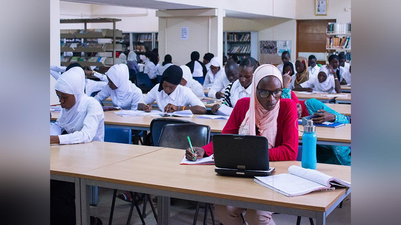 Online education in The gambia: Missed chance or great opportunity?