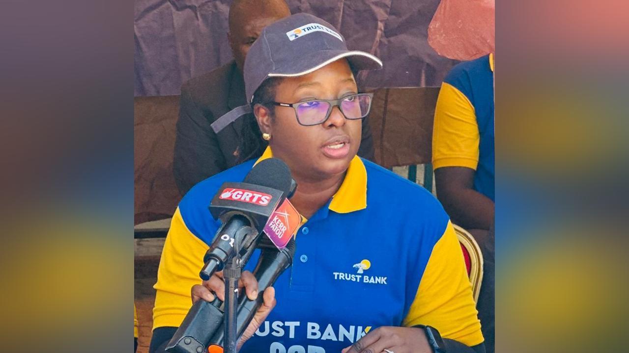 Trust Bank Hosts Breast Cancer Awareness Campaign for Breast Cancer Awareness Month Trust Bank Hosts Breast Cancer Awareness Campaign for Breast Cancer Awareness Month