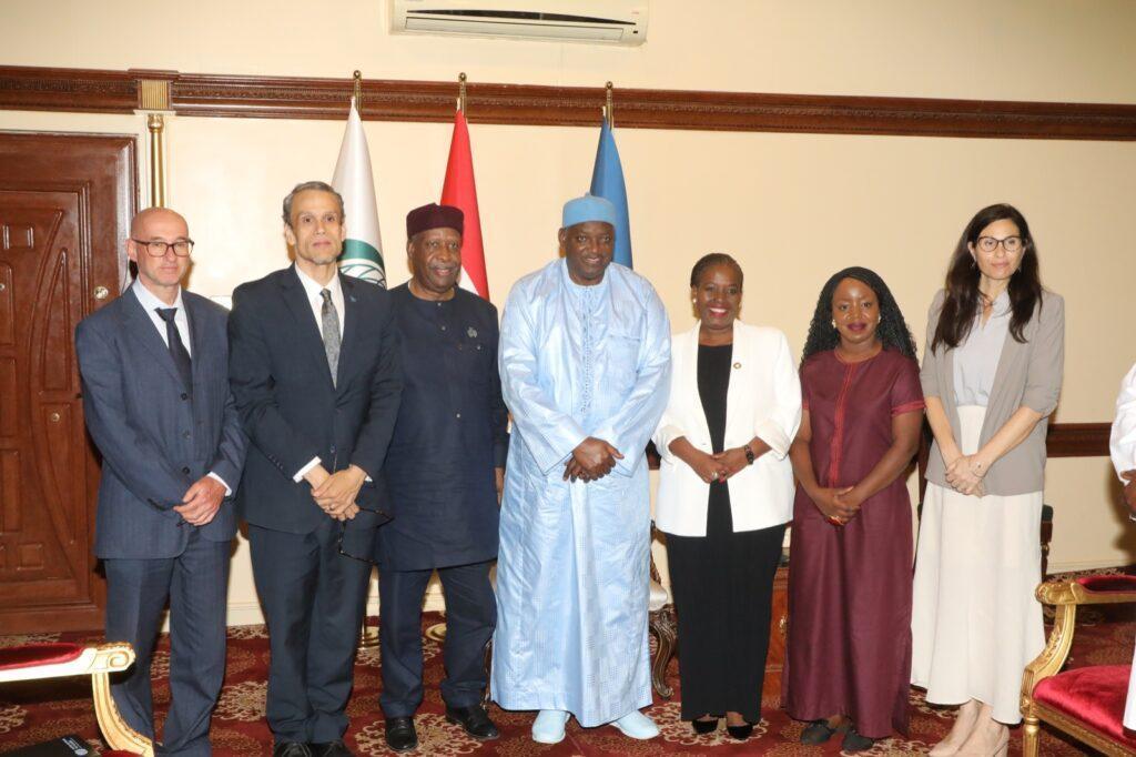 President Barrow Hosts UN Secretary-General’S Special Representative for Talks on Gambia’S Constitution President Barrow Hosts UN Secretary-General’S Special Representative for Talks on Gambia’S Constitution
