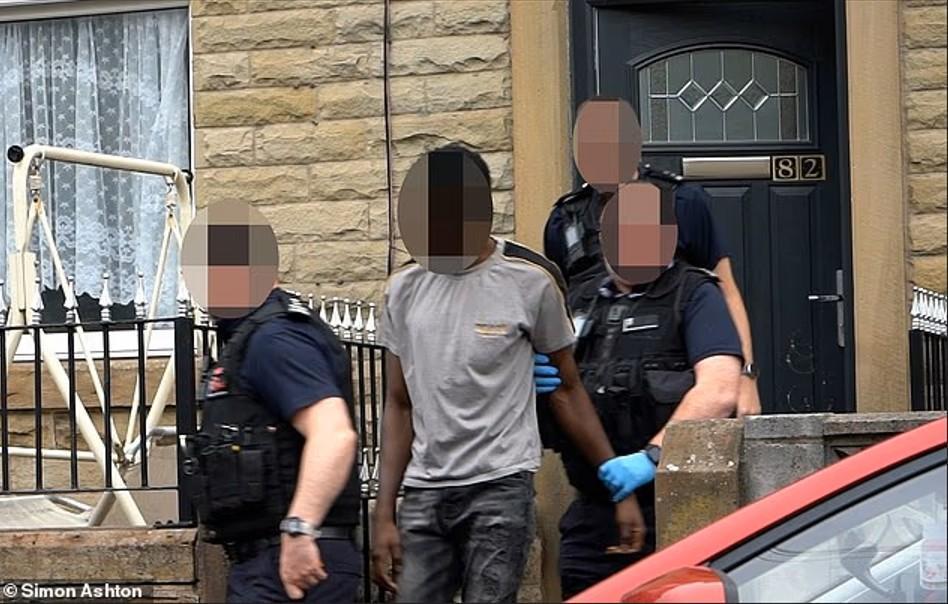 Police Arrest Suspects for Smuggling Gambians to UK Police Arrest Suspects for Smuggling Gambians to UK