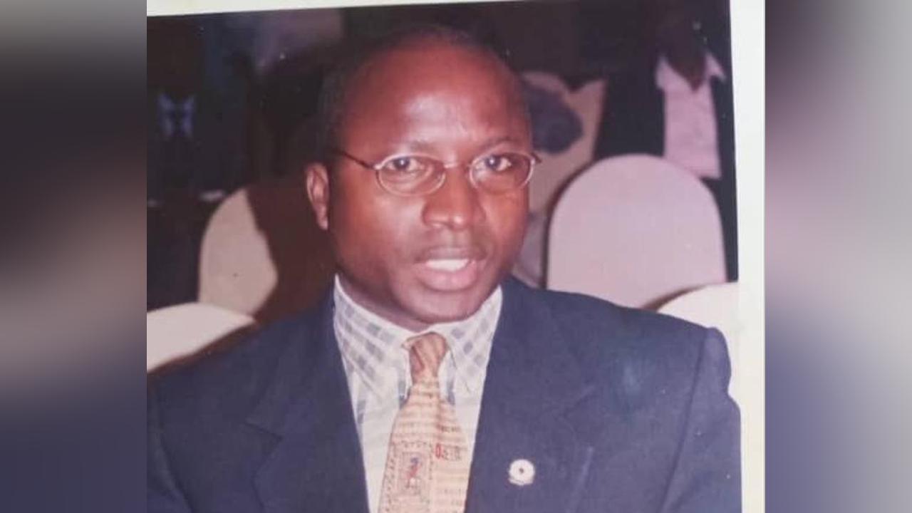 Former Military Governor Announces Political Party Former Military Governor Announces Political Party