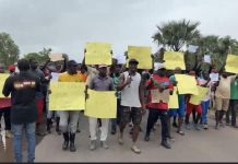 Kartong Protests’Unfair Land Demarcation’ Kartong Protests’Unfair Land Demarcation’
