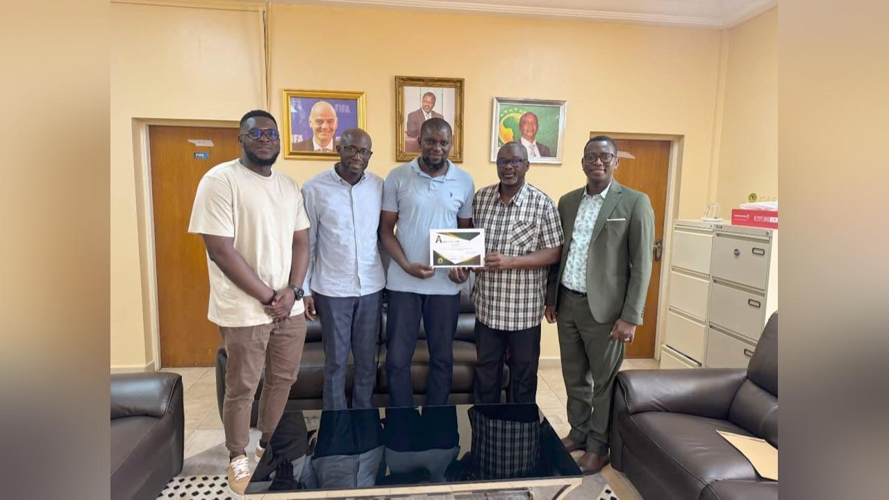 Gambia U-17 Coach Presents CAF A License to GFF Gambia U-17 Coach Presents CAF A License to GFF