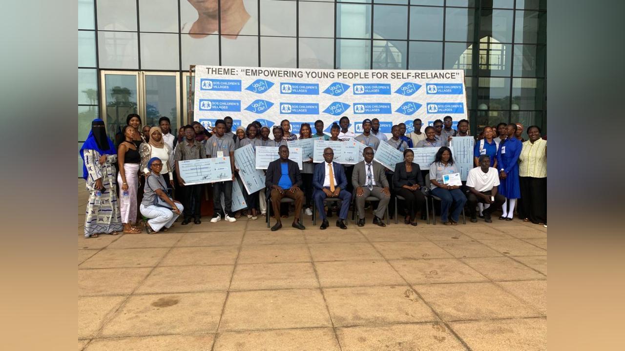 Access Bank, SOS Award D550,000 to 10 Gambian Start-Ups Access Bank, SOS Award D550,000 to 10 Gambian Start-Ups