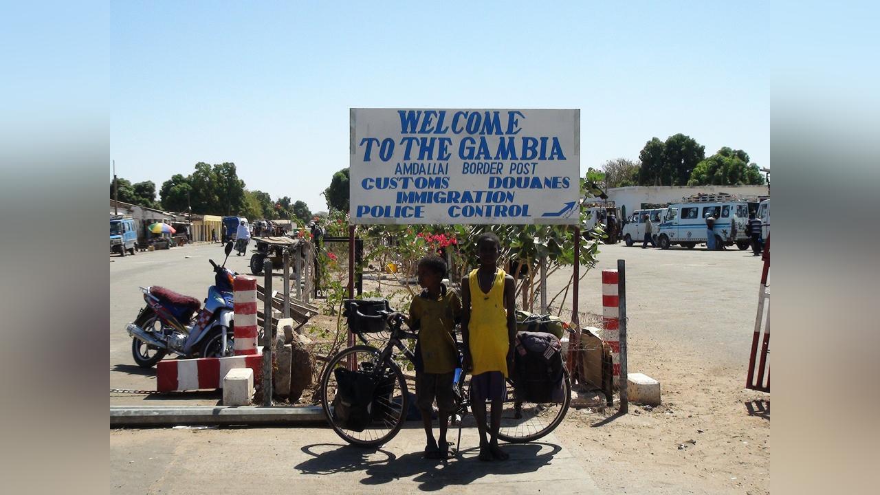 Social and Worker-Income Inequality: what Shall we Do? Social and Worker-Income Inequality: what Shall we Do?