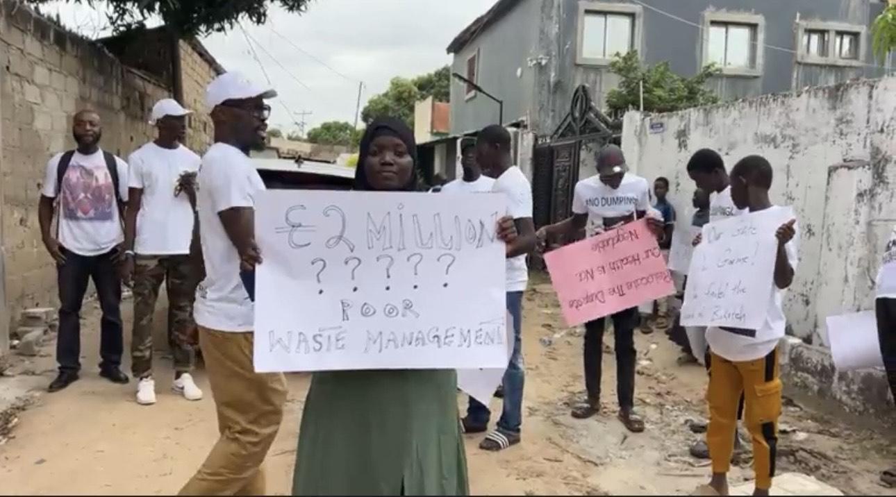 Protesters Demand Relocation of Bakoteh Dumpsite Protesters Demand Relocation of Bakoteh Dumpsite