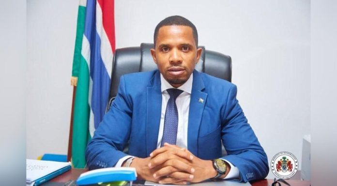 Press Accreditation Policy will Proceed Despite Criticism Press Accreditation Policy will Proceed Despite Criticism