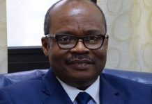 Gov’t reacts to Mahama’s banking mess saga